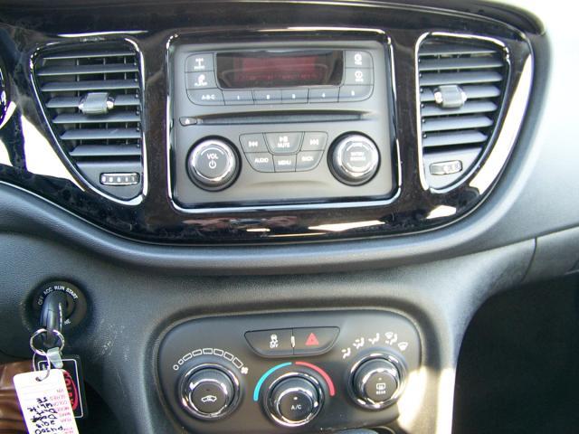 Dodge Dart 2013 photo 4