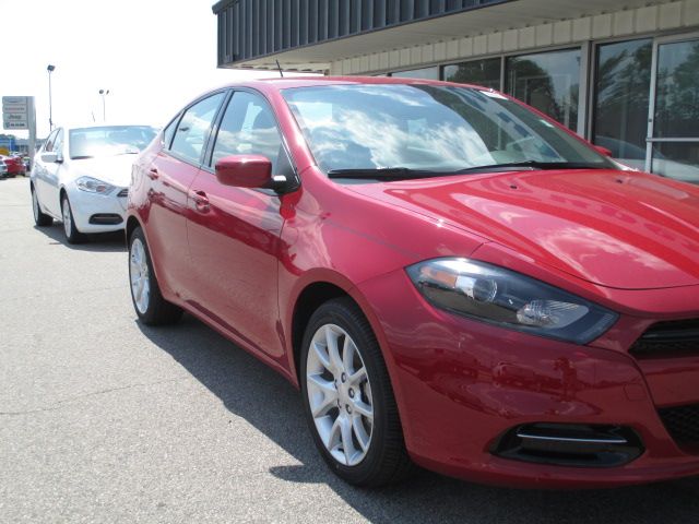 Dodge Dart 2014 photo 2