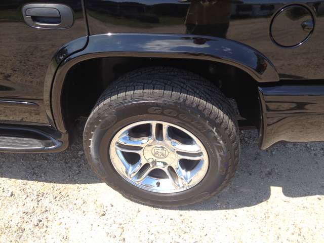 Dodge Durango 2002 photo 3