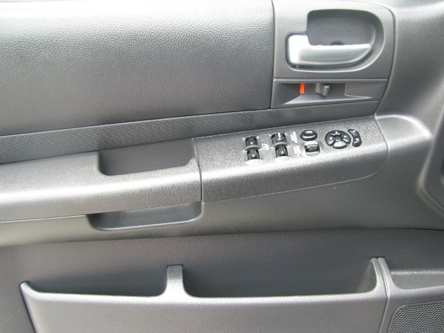 Dodge Durango 2003 photo 17