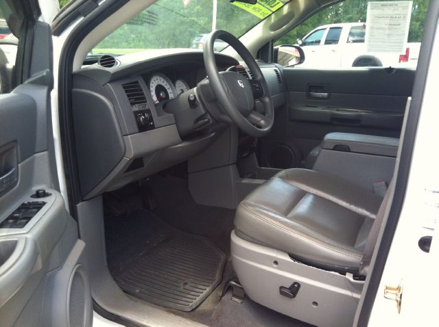 Dodge Durango 2004 photo 2
