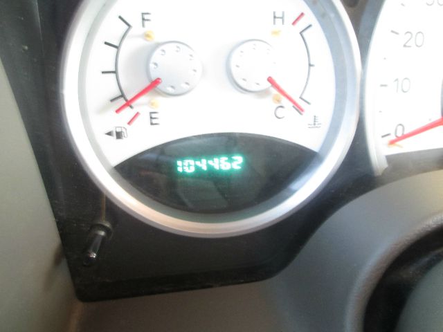 Dodge Durango 2004 photo 2