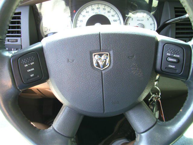 Dodge Durango 2004 photo 18