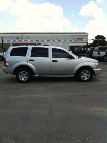 Dodge Durango 2004 photo 1