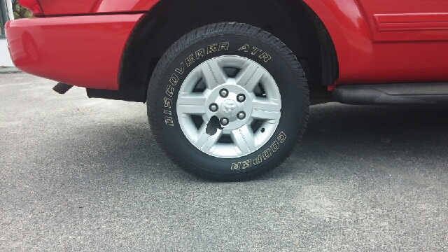 Dodge Durango 2004 photo 2