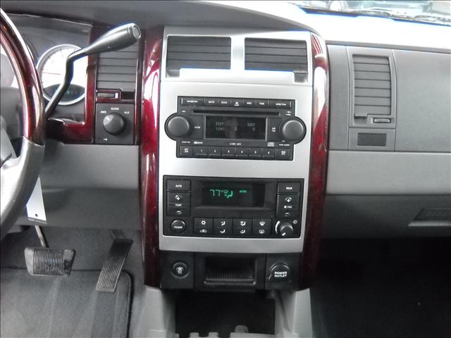 Dodge Durango 2004 photo 2