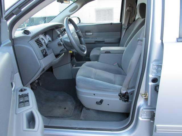 Dodge Durango 2004 photo 2