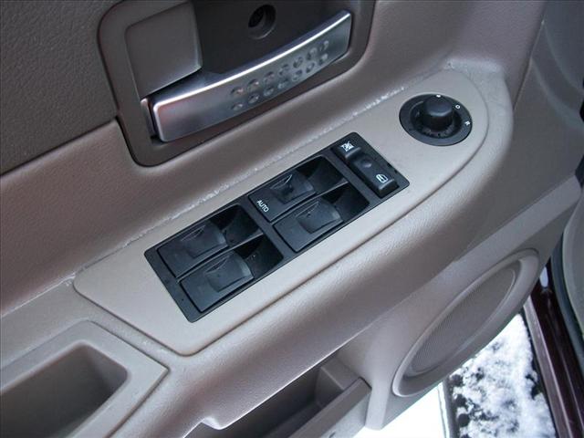 Dodge Durango 2004 photo 5
