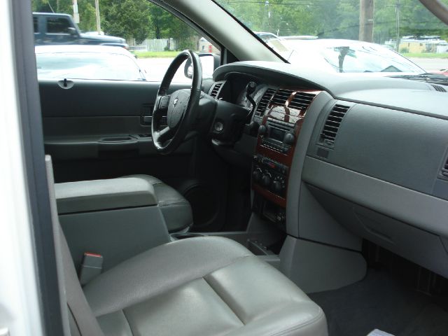 Dodge Durango 2005 photo 2