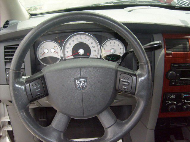Dodge Durango 2006 photo 23