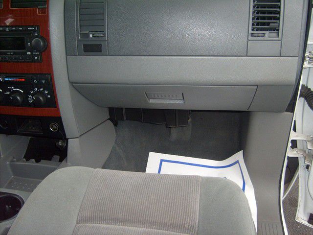 Dodge Durango 2006 photo 44