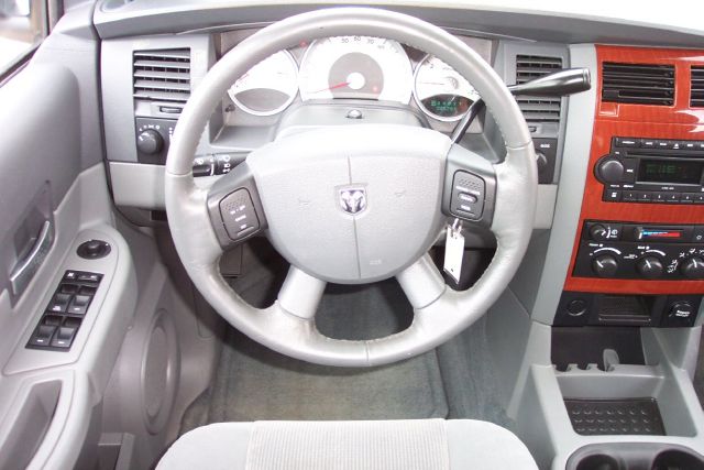 Dodge Durango 2006 photo 2