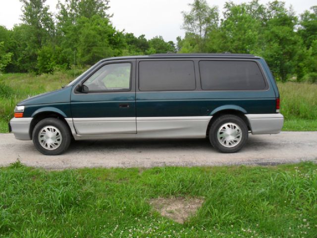 Dodge Grand Caravan 1994 photo 4