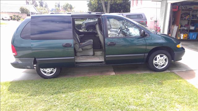 Dodge Grand Caravan 1996 photo 1