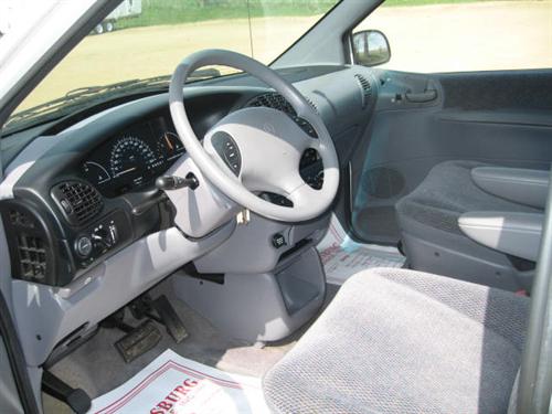 Dodge Grand Caravan 1997 photo 1