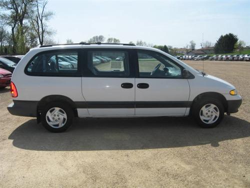 Dodge Grand Caravan 1997 photo 2