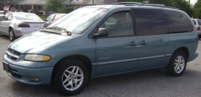 Dodge Grand Caravan 1998 photo 1