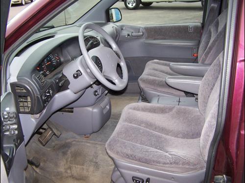 Dodge Grand Caravan 1998 photo 1