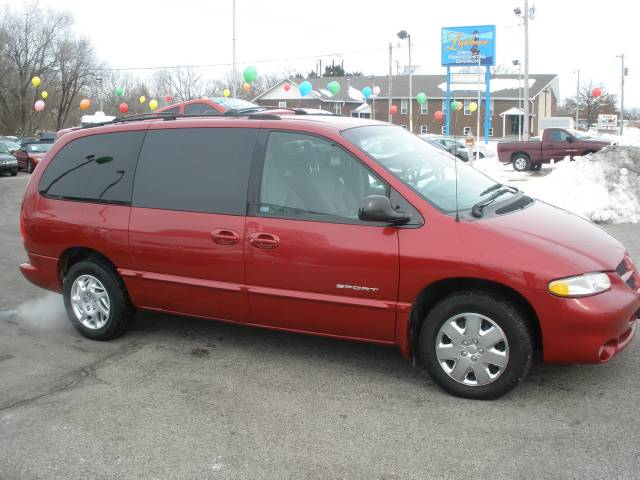 Dodge Grand Caravan 1999 photo 1