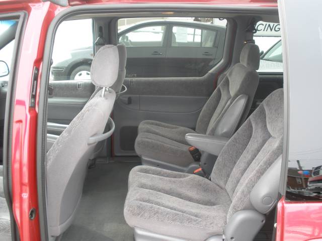 Dodge Grand Caravan 1999 photo 4