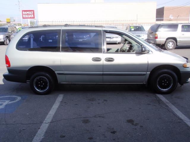 Dodge Grand Caravan Base MiniVan