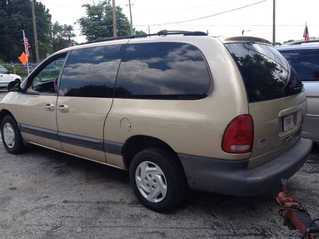 Dodge Grand Caravan 1999 photo 2