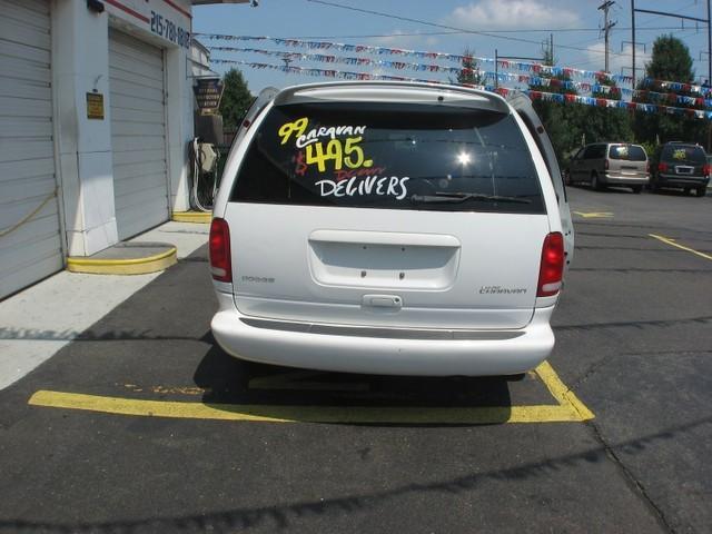 Dodge Grand Caravan 1999 photo 2