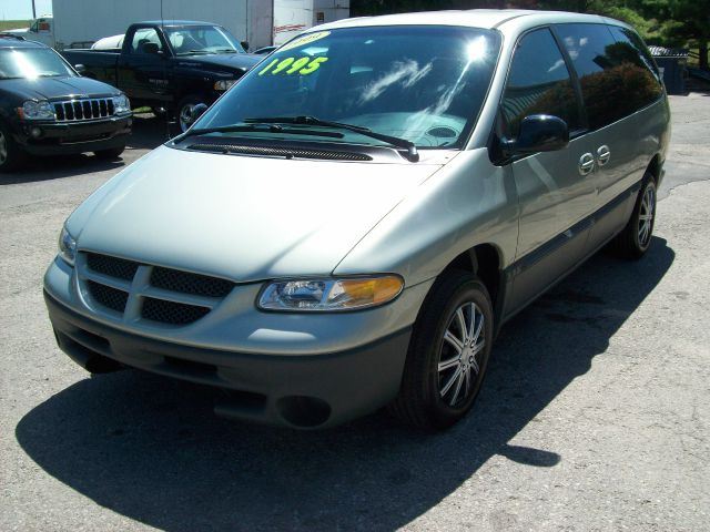 Dodge Grand Caravan 1999 photo 1