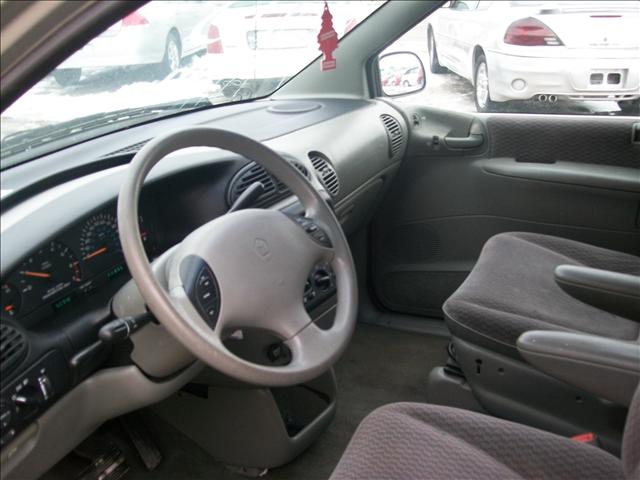 Dodge Grand Caravan 1999 photo 1