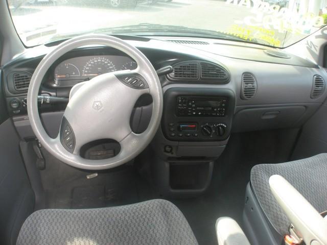 Dodge Grand Caravan 1999 photo 3