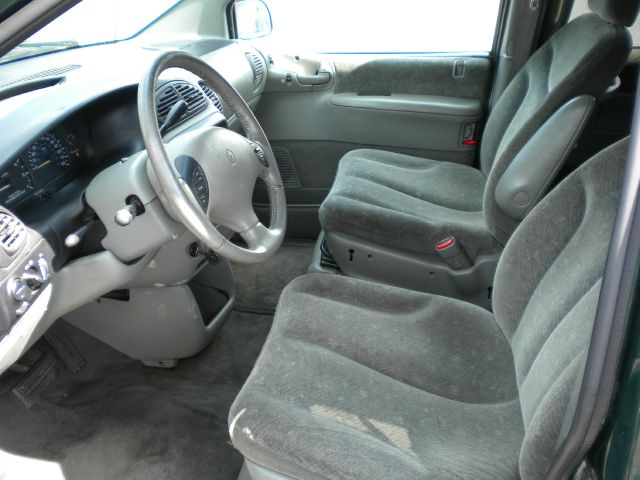 Dodge Grand Caravan 1999 photo 1