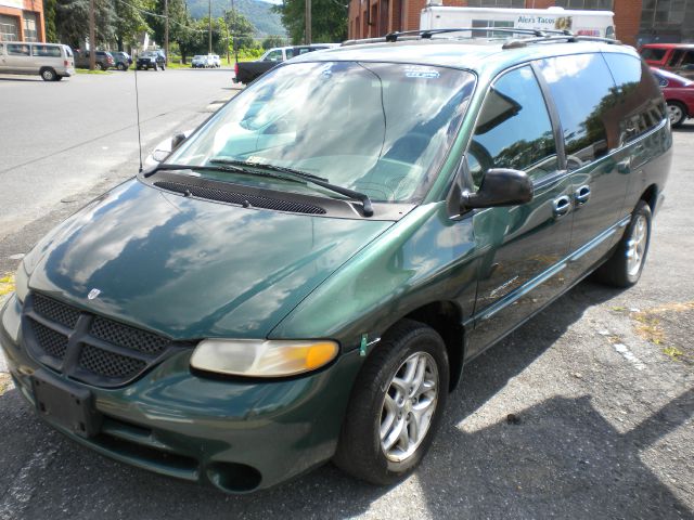 Dodge Grand Caravan 1999 photo 2