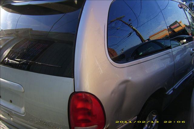 Dodge Grand Caravan 2000 photo 2