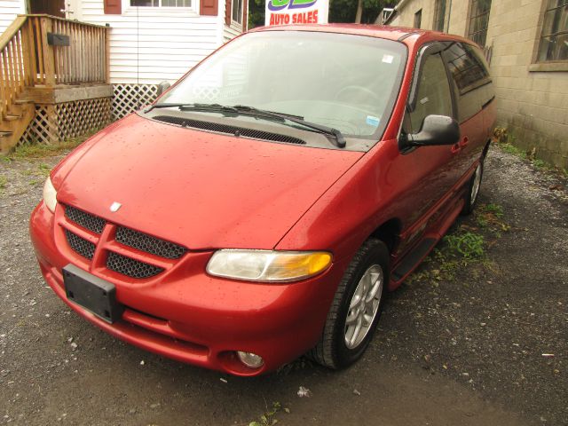 Dodge Grand Caravan 2000 photo 2