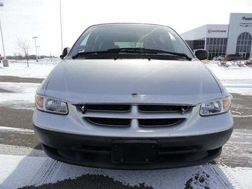 Dodge Grand Caravan 2000 photo 3