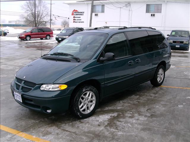 Dodge Grand Caravan 2000 photo 1