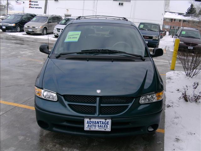Dodge Grand Caravan 2000 photo 2