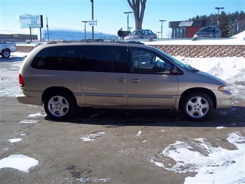 Dodge Grand Caravan 2000 photo 3