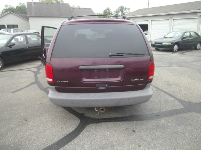 Dodge Grand Caravan 2000 photo 4