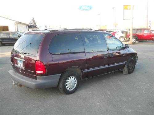 Dodge Grand Caravan 2000 photo 3