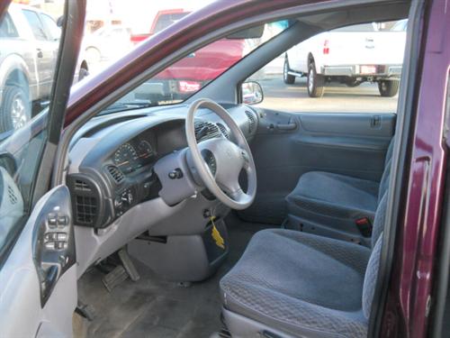 Dodge Grand Caravan 2000 photo 4