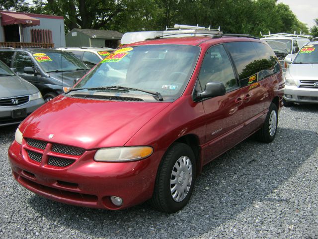 Dodge Grand Caravan 2000 photo 2