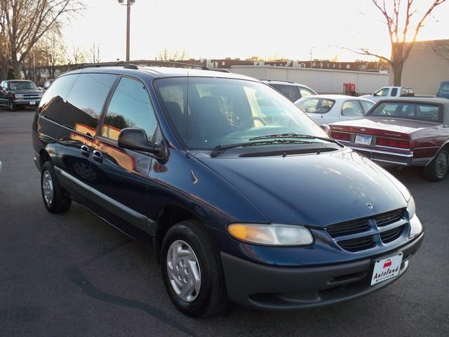 Dodge Grand Caravan 2000 photo 3