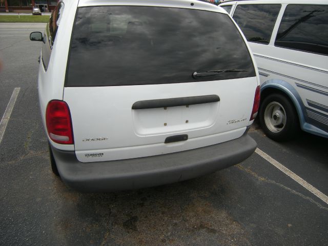 Dodge Grand Caravan 2000 photo 1
