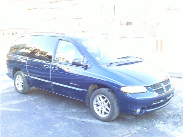 Dodge Grand Caravan 2000 photo 3