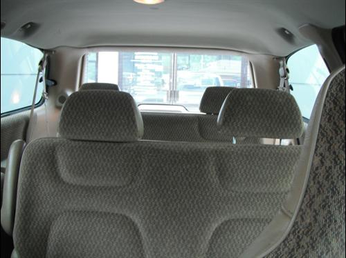 Dodge Grand Caravan 2000 photo 4