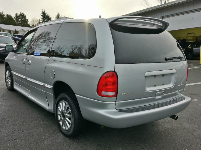 Dodge Grand Caravan 2000 photo 4