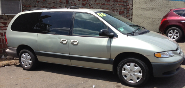 Dodge Grand Caravan 2000 photo 3