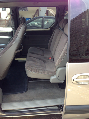 Dodge Grand Caravan 2000 photo 4
