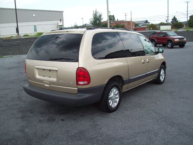 Dodge Grand Caravan 2000 photo 3